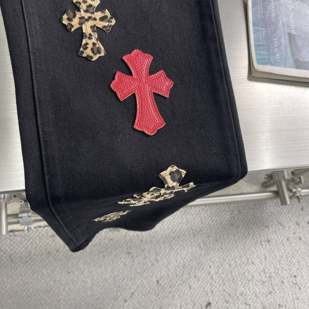 Chrome Hearts Cross Leopard-Print Jeans - Image 6